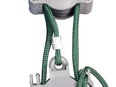 Manual Locking 5:2:1 Hoist with 40 ft.Solid Braid Rope.Weighs 1Lb. 3 oz.
