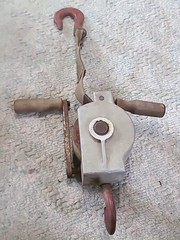 PEC HOIST WINCH MODEL 20 2000 LB Capacity Crosby Laughlin Hooks