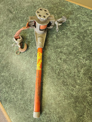 Chance Hoist 1 Ton Hot Stick Ratcheting Strap Hoist – USED