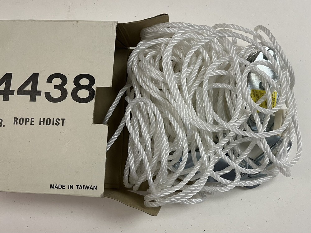 Rope Hoist P4438