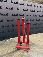 GLOBAL INDUSTRIAL 316106 2-Ton Folding Cherry Picker USED