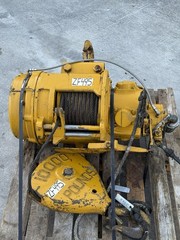 INGERSOLL RAND 5 TON Chain Hoist 5Ton, 10,000 lb Pneumatic Air Hoist