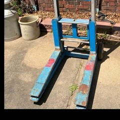 Genie Manual Material Lift DLB600A 500 lbs Capacity Hoist Crane