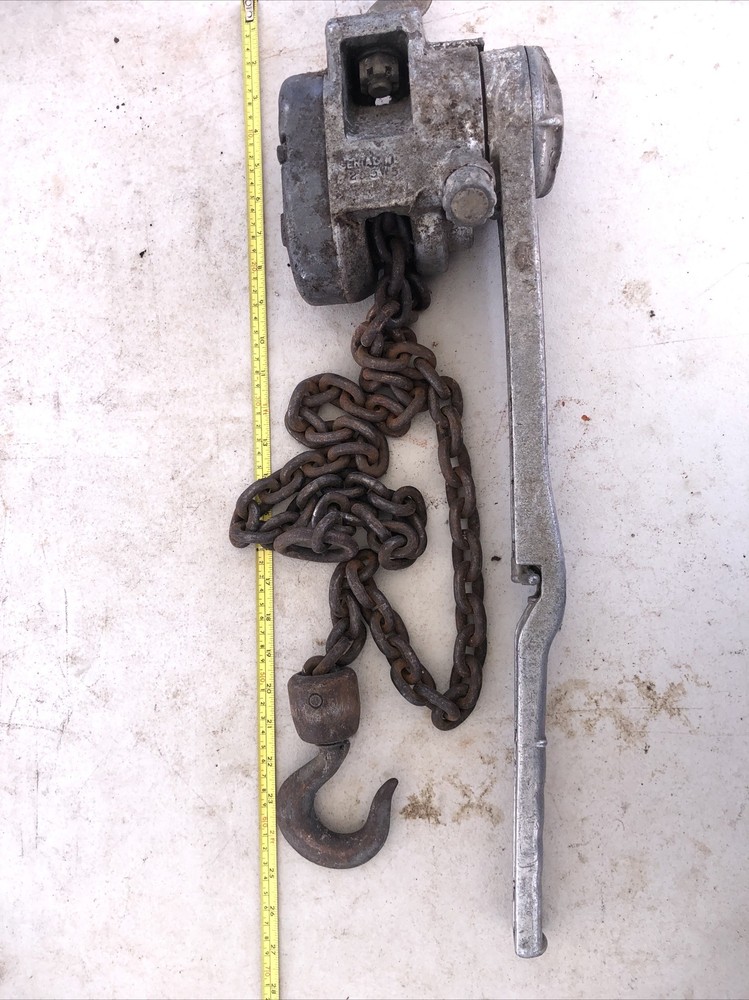 CM MODEL B PULLER 1 1/2 TON BY CHISHOLM MOORE HOIST DIVISION TONAWANDA NY