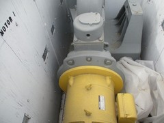 WESTINGHOUSE / REULAND GEARED ELEVATOR OVERHEAD TRACTION MACHINE / NEW IN BOX