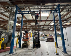 KONE Gorbel Adjustable 18 Ft Height Gantry Crane 2 Ton 4000 LBS 16 FT Span Hoist