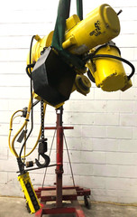 BUDGIT 1/2 TON HOIST W/ TROLLY LIFTECH MAX INPUT HD-333 326797-32 01750RPM