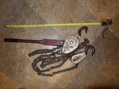 Thern Machine Co model 301P lever style hoist 3000lbs rating. USA made.