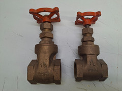 (#2) Brass StockHam Gate Valves 1 1/2″ and 1 1/4″