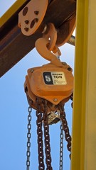 Portable Gantry Crane with 5-Ton MAGNA Manual Chain Hoists Adjustable I-Beam -O