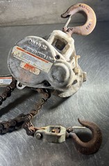 A.B. Chance 1 1/2 Ton Ratchet Chain Hoist