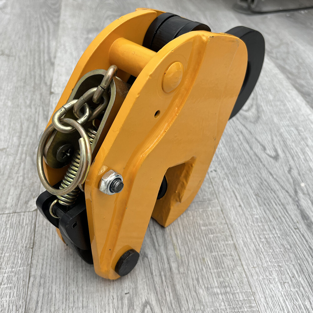 Alloy Vertical Plate Lifting Clamp with Lock Hoist Hook Chain Lifter Machine 3T
