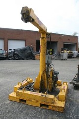 Air Technical Electric Boom Hoist Crane 1000 lb cap NOTMJCPRT186101M Counter