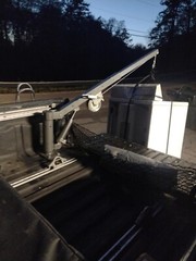 PICKUP TRUCK BED CRANE SWIVEL LOAD LIFT BOOM HYDRAULIC HOIST 1/2 TON CAPACITY
