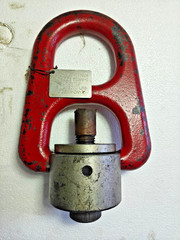 Crosby Swivel Hoist Ring 15,000 LBS WLL Torque: 470Ft-LBS (WITH TAG)