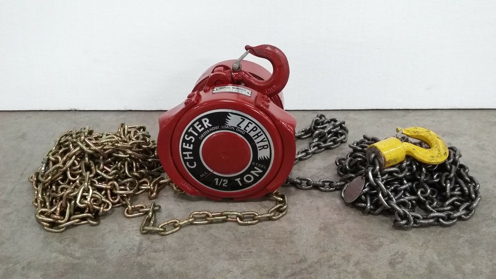 Chester Zephyr Chain Hoist 1/2 Ton Capacity 8′ Lift Length, Hook Type