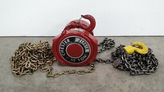 Chester Zephyr Chain Hoist 1/2 Ton Capacity 8′ Lift Length, Hook Type