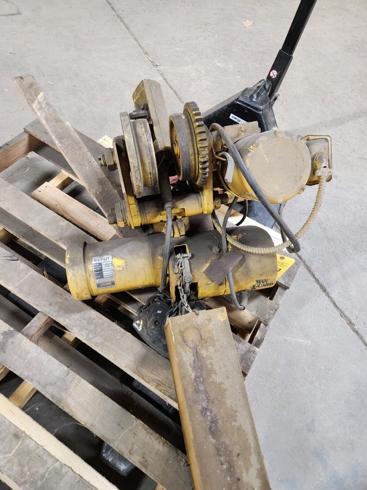 Budgit 113458-3 Electric Overhead Chain Hoist 10′ Ft. Lift 3 PH 3 Ton 6000 Lbs