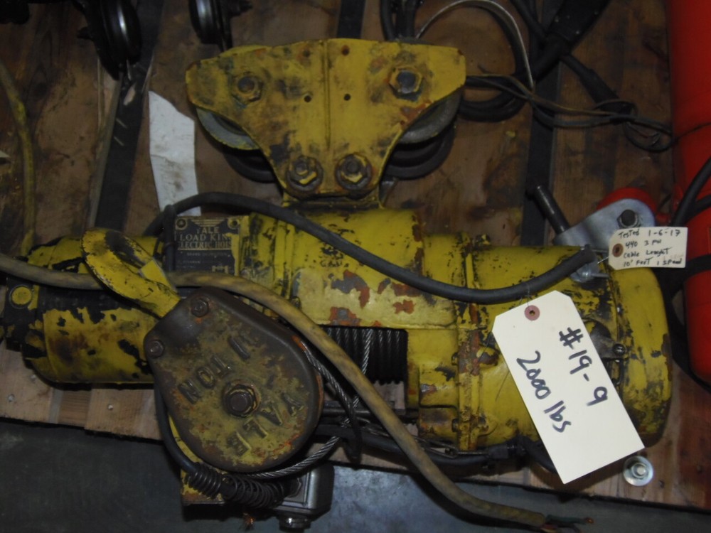 2,000 LB. YALE LOAD KING ELECTRIC HOIST, 440V 3/PH, 10′ CHAIN, 1 SPEED