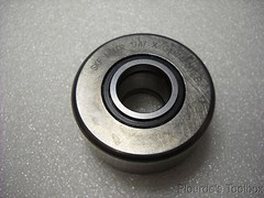 NOS SKF Support Roller with Flange Rings, 20mm OD, NUTR 1747