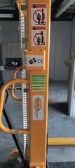 Northern – Manuel Hydraulic Lift Stacker 2,220/lbs