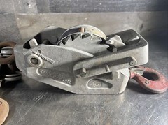Lug-All Hoist Lincoln Precision Model 3 1500/3000 Lb. Missing Handle And Bracket