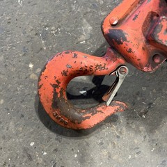Coffing Hoist 1 Chain-1 1/2 Ton 2 Chain-3 Tons Chain Hoist Used Surplus. ID #5