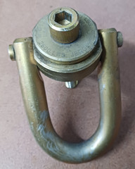 Jergens 2,500 Lbs. Load Capacity, Safety Engineered Center Pull Hoist Ring