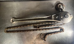 A.B. Chance 3/4 Ton Ratchet Link Chain Hoist. Will Need 2nd Hook Installed. ID 1