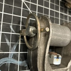 Little Mule Hook and Latch Bottom Block Assembly As Pictures Show,