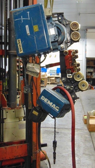 USED Mannesmann Dematic AG 440 lb Rail Mount Electric Chain Hoist 32/8 ft/min.