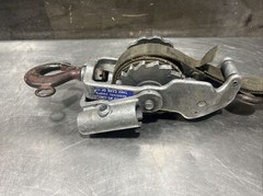 Little Mule Model 300 Lineman’s Hoist 1500lbs. No Handle And Needs Hook
