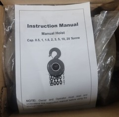 (1) NEW GLOBAL Manual Chain Hoist 10 Foot Lift 2,000 Pound Capacity 241638