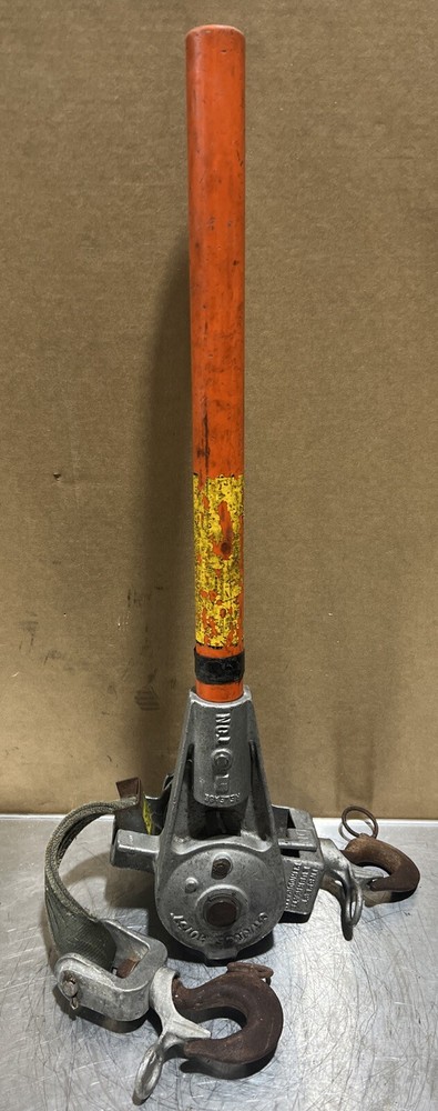 Chance Hoist 1 Ton Hot Stick Ratcheting Strap Hoist. Item ID #43 Used Surplus