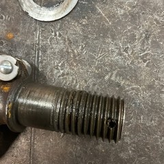 Used Crosby threaded swivel shank hoist #C Hook 1 1/4″ Opening, with latch.