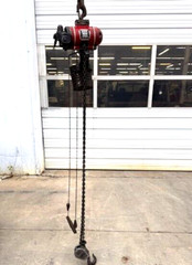 INGERSOLL-RAND ARO PNEUMATIC HOIST 1 TON 7775D 6FT CHAIN