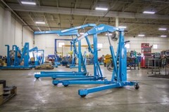 RUGER FOLDABLE ENGINE HOIST/CHERRY PICKER – 2,000 LB CAPACITY – RC2000K