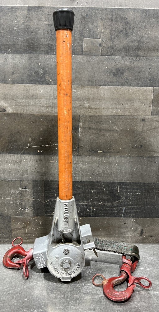 Chance Hoist 1 Ton Hot Stick Ratcheting Strap Hoist. Item ID #46 Used Surplus