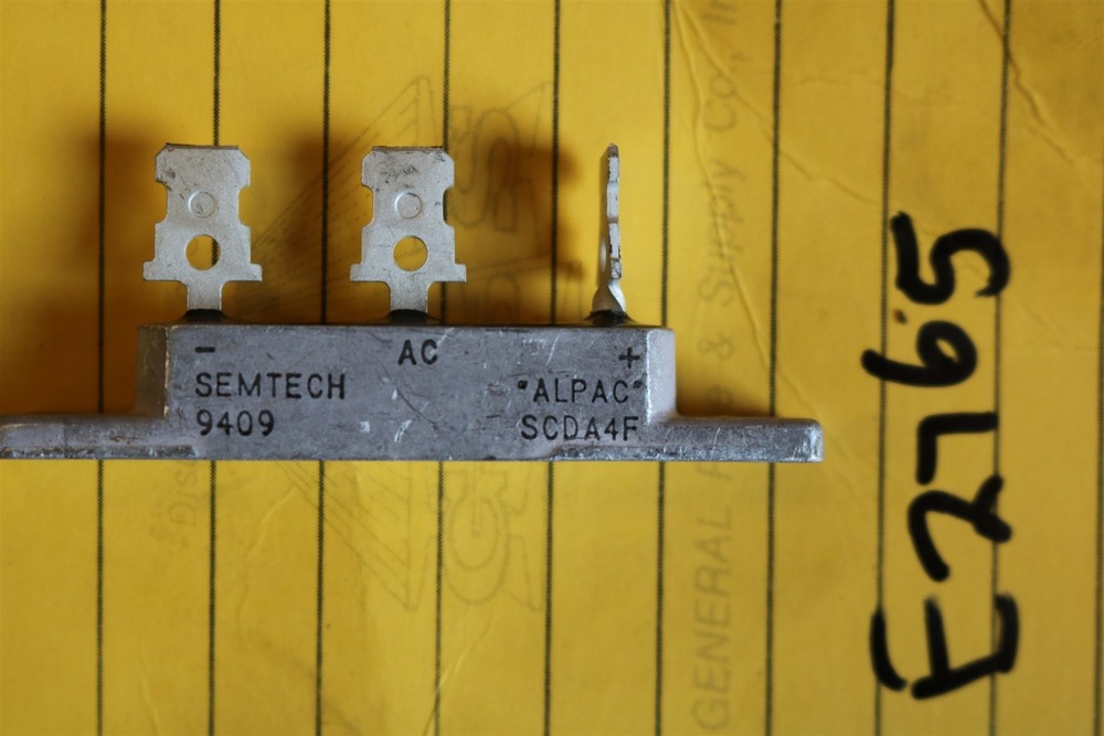 New Wright Acco Hoist Brake Rectifier SCDA4F Semtech – – – E2765