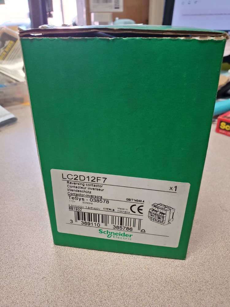 LC2D12F7 SCHNEIDER ELECTRIC-Contactor 3-pole reversing