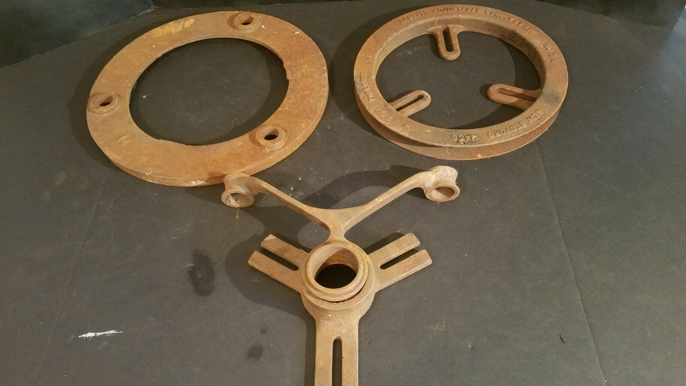 Babbit NO 2-1/2 Adjustable Sprocket Rim New Bedford Mass