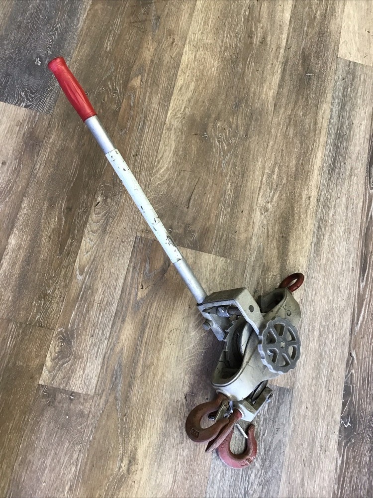 Little Mule C404WNB 2000/4000 LBS (NEEDS REPAIR)