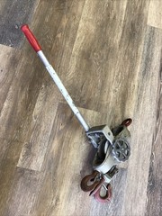 Little Mule C404WNB 2000/4000 LBS (NEEDS REPAIR)