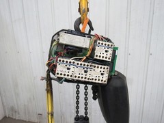 P & H 1/2 Ton Electric Chain Hoist 1000 lb 12′ Lift 460V W/7′ Pendant