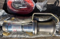 Hubbell capstan hoist with foot control C303-1170