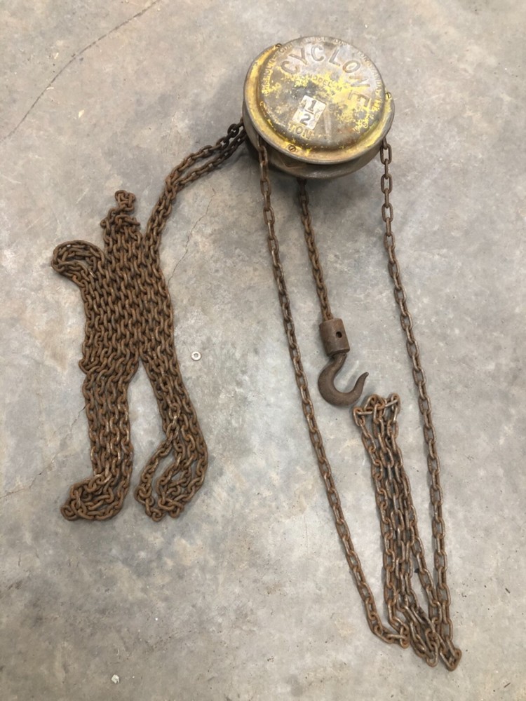 Cyclone CM Chain Hoist 1/2 Ton Model M Chisholm Moore Tonawanda NY