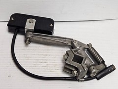 NEW DUCT-O-WIRE CRANE HOIST CONDUCTOR BAR COLLECTOR ARM B-40-2LC3