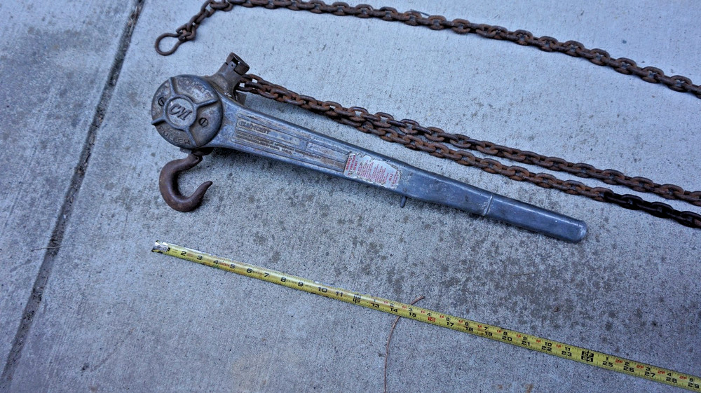 CHISHOLM-MOORE HOIST DIVISION, MODEL B 40825 Puller CM 3/4 TON , Chain