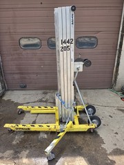 Sumner 2124 Contractor Lift 23’9/650 lbs. Heavy Duty Manual Hoist