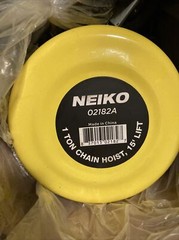 Neiko 02183A Chain Hoist w/ 2 Hooks, 1 Ton Capacity, Manual Hand Chain Block